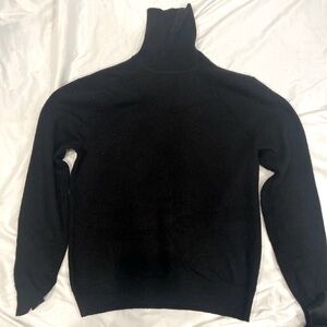 Cashmere black turtleneck sweater